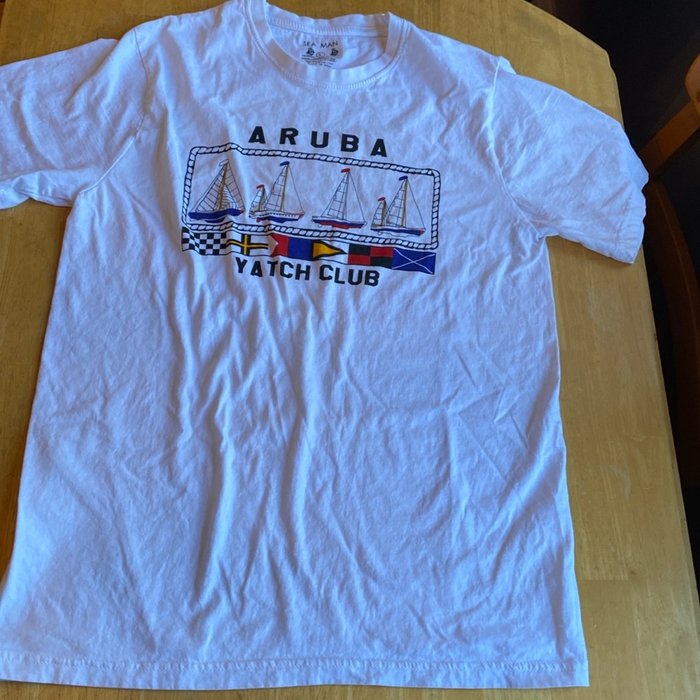 Aruba Sea man t-shirt size L in good condition